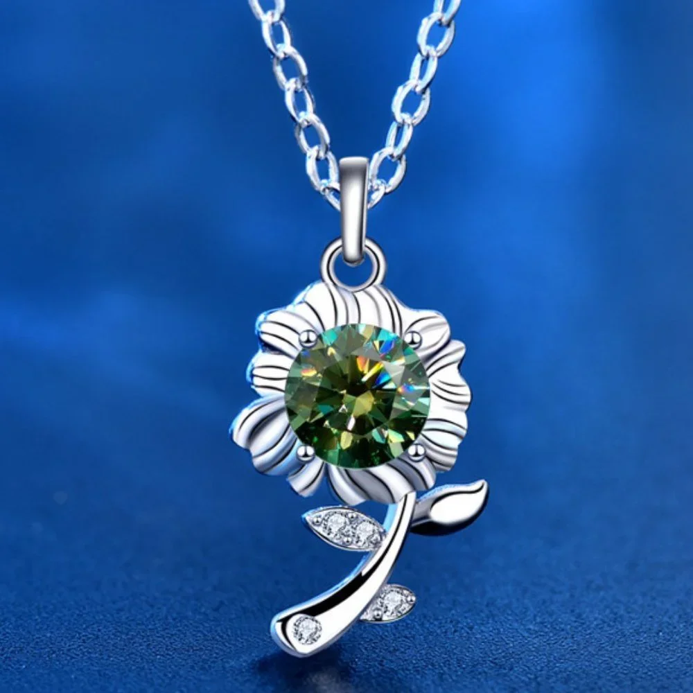 Certified 1/2ct. t.w. Green Moissanite Diamond Sunflower Necklace NEW - Picture 1 of 8